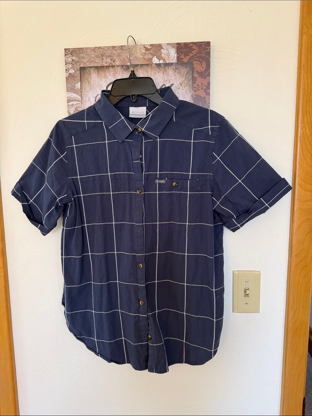 Columbia blue and white plaid short sleeve button down shirt